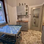 La Viola, Apartament Rapallo