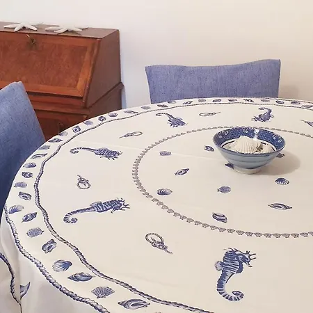 Welcome Riviera - La Viola, 70 Sqm, 1bedroom,1 Bathroom, Air Conditioning, Wifi, At 5 Min From And Train Station In Rapallo, Private Garage Available On Request At 20,00 Per Night Appartamento Rapallo