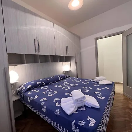 La Viola, Apartament Rapallo